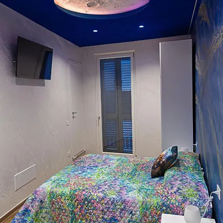 Starry Sky House *